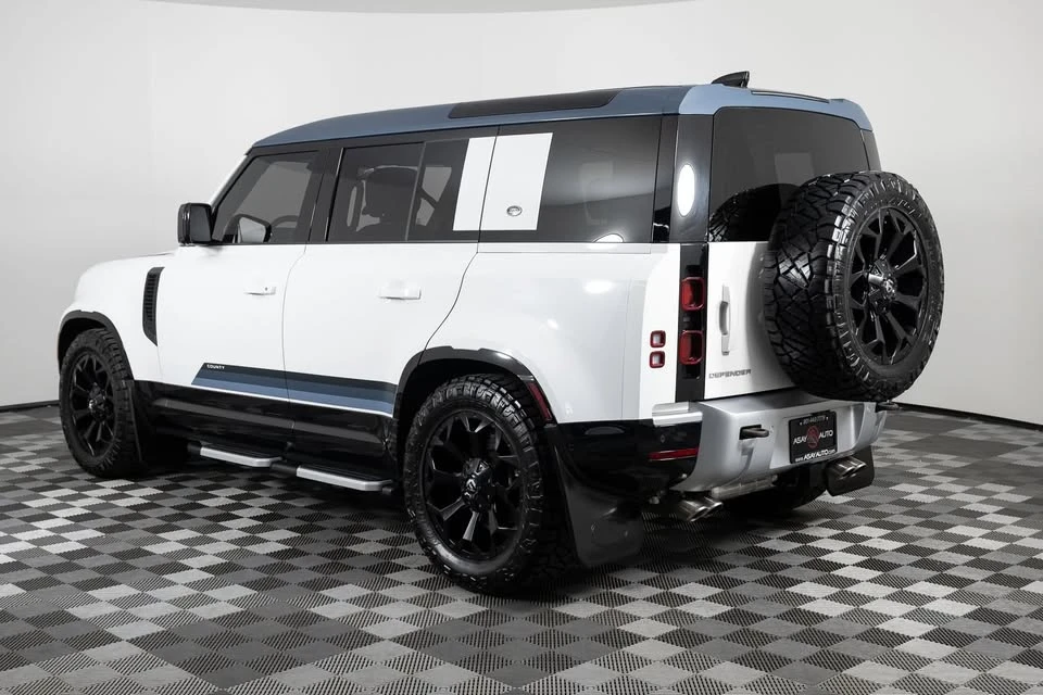 2024 Land Rover Defender L663 - Image 4 of 20