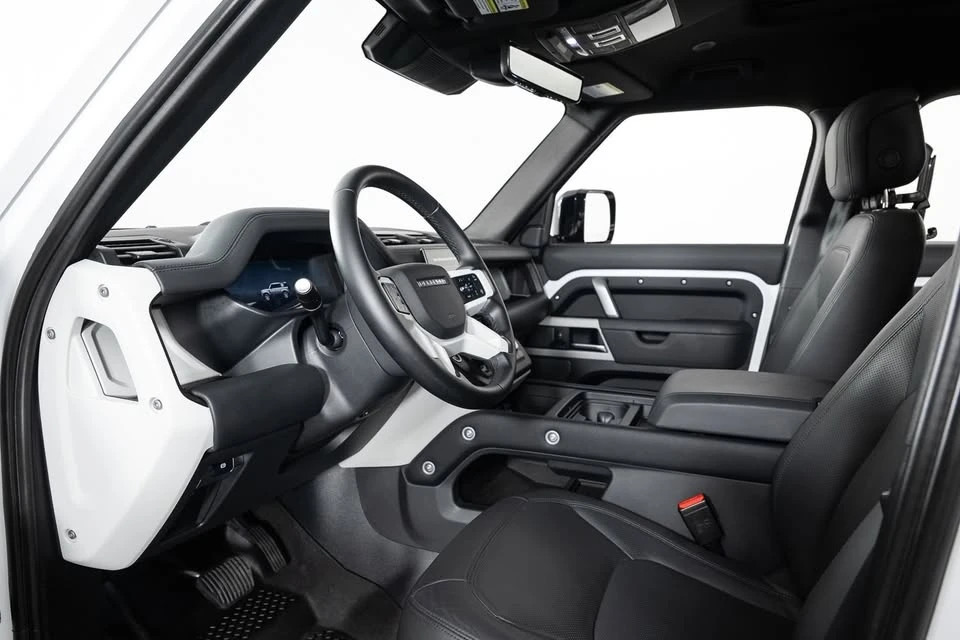 2024 Land Rover Defender L663 - Image 12 of 20
