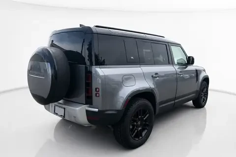 2024 Land Rover Defender L663 - Image 4 of 7
