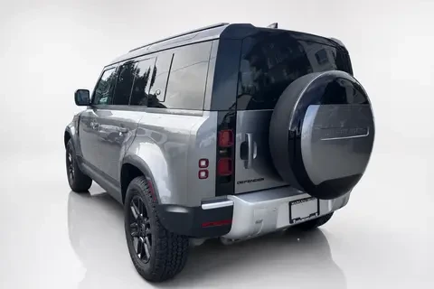2024 Land Rover Defender L663 - Image 6 of 7