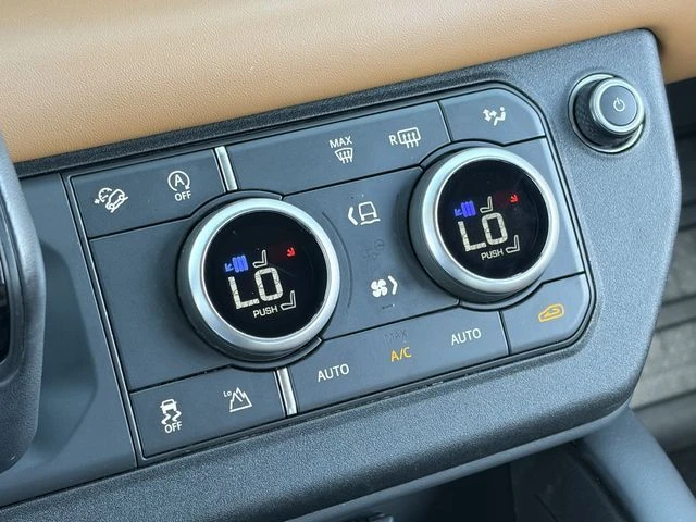 2024 Land Rover Defender L663 - Image 17 of 20