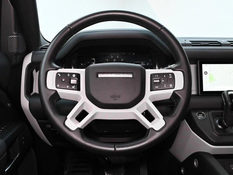 2024 Land Rover Defender L663 - Image 15 of 20