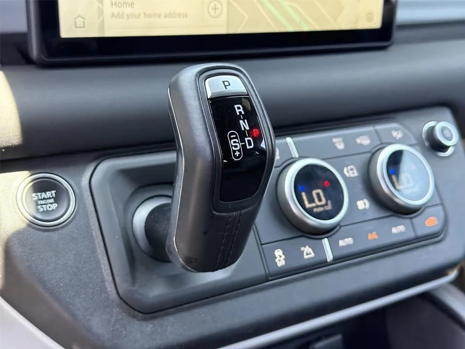 2024 Land Rover Defender L663 - Image 17 of 20