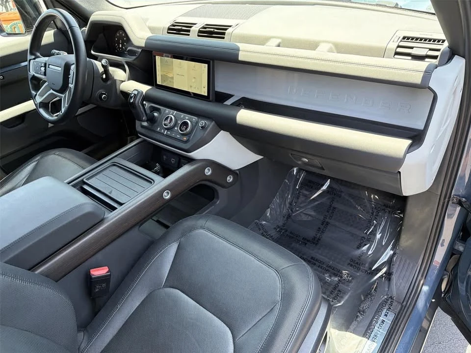 2024 Land Rover Defender L663 - Image 11 of 20