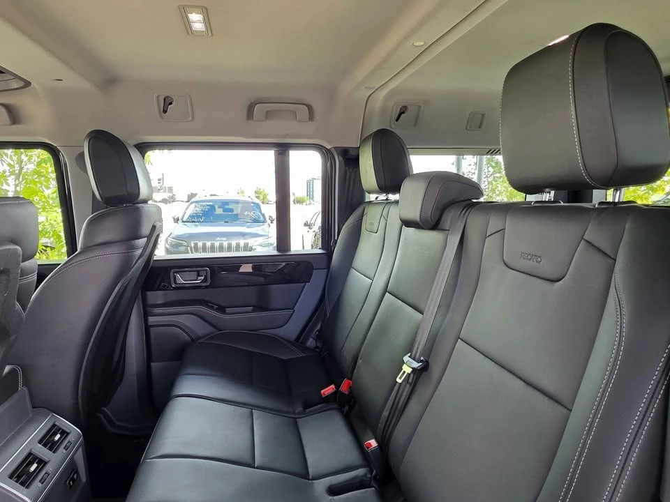 2024 Land Rover Defender L663 - Image 13 of 20