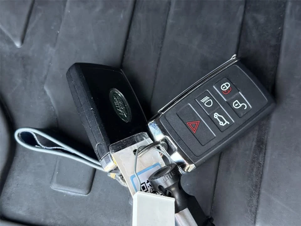 2024 Land Rover Defender L663 - Image 20 of 20