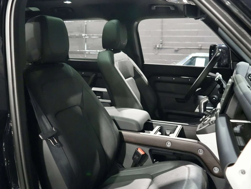 2024 Land Rover Defender L663 - Image 10 of 20