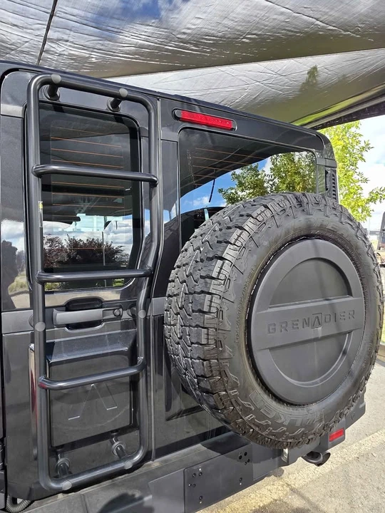 2024 Land Rover Defender L663 - Image 9 of 20
