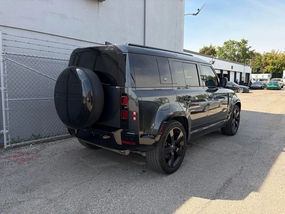 2024 Land Rover Defender L663 - Image 2 of 14
