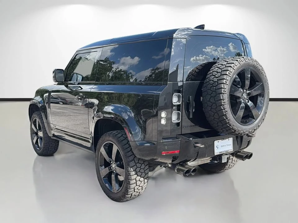 2024 Land Rover Defender V8 - Image 5 of 20