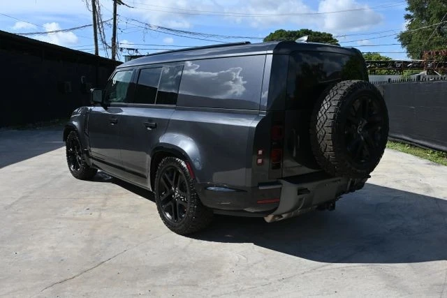 2024 Land Rover Defender L663 - Image 4 of 20