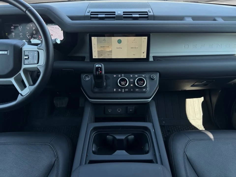 2024 Land Rover Defender L663 - Image 14 of 20