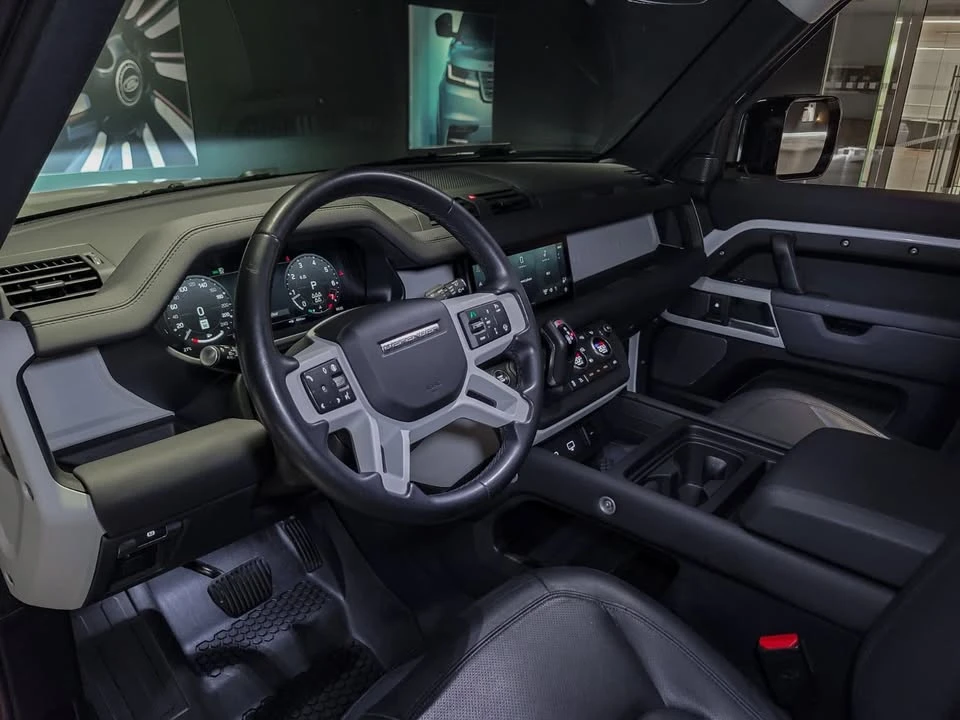 2024 Land Rover Defender L663 - Image 10 of 19