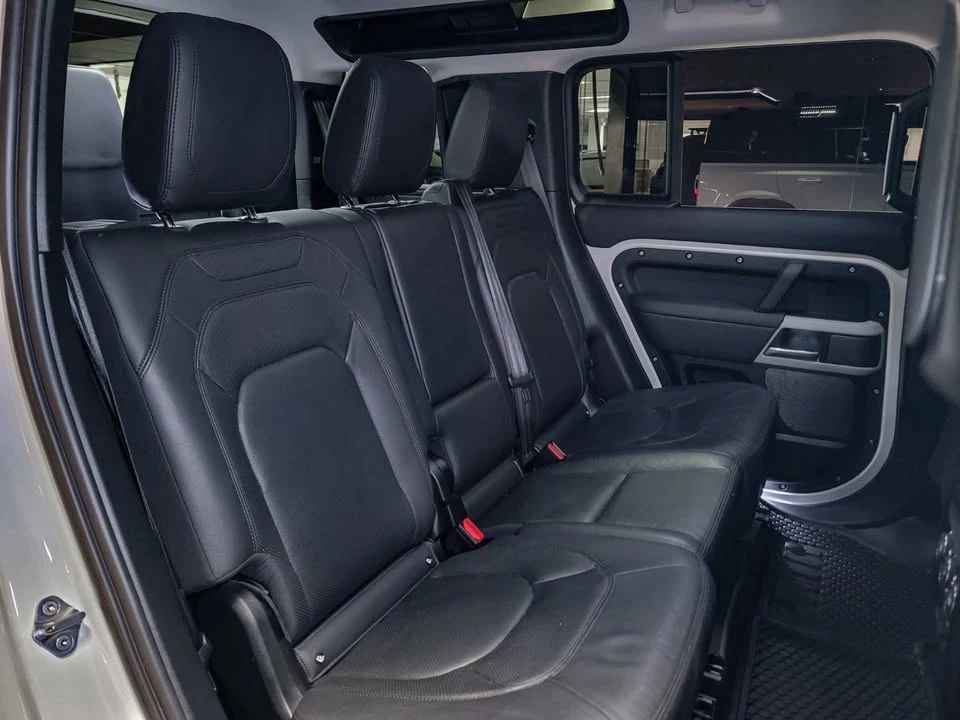 2024 Land Rover Defender L663 - Image 19 of 19