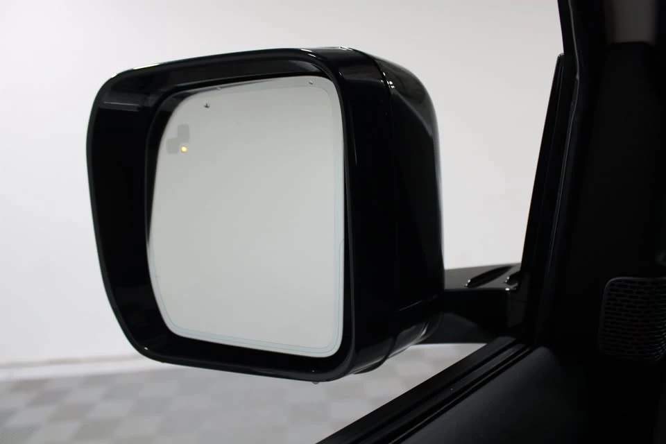 2024 Land Rover Defender L663 - Image 16 of 20