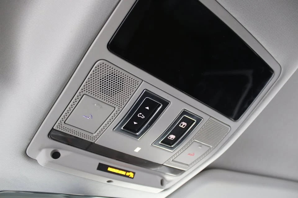 2024 Land Rover Defender L663 - Image 17 of 20