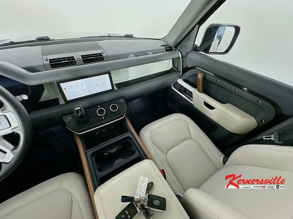 2024 Land Rover Defender L663 - Image 11 of 24