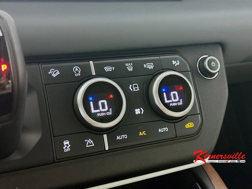 2024 Land Rover Defender L663 - Image 18 of 24