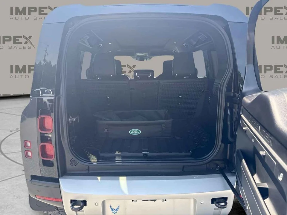 2024 Land Rover Defender L663 - Image 19 of 24