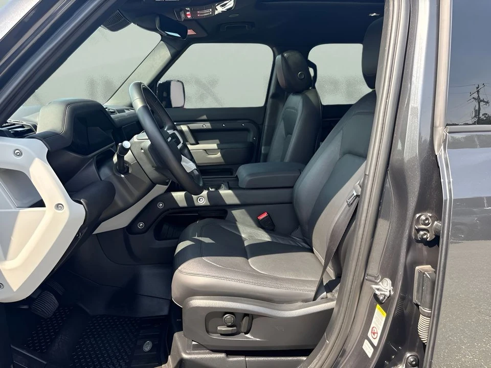 2024 Land Rover Defender L663 - Image 5 of 24