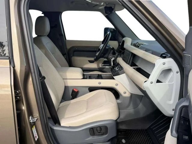 2024 Land Rover Defender L663 - Image 12 of 31