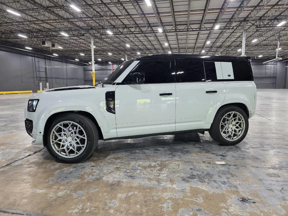 2024 Land Rover Defender L663 - Image 8 of 31