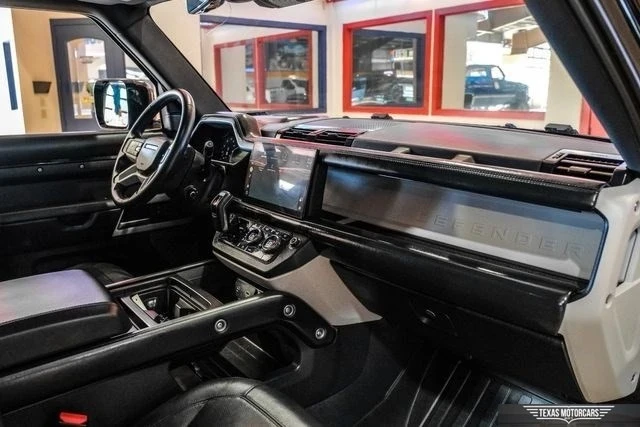 2024 Land Rover Defender L663 - Image 13 of 21