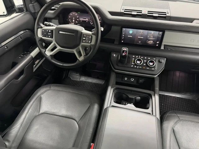 2024 Land Rover Defender L663 - Image 23 of 31