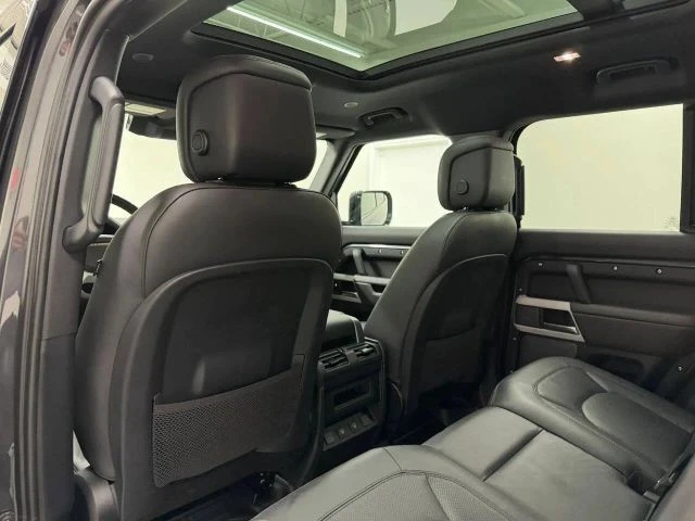 2024 Land Rover Defender L663 - Image 14 of 31