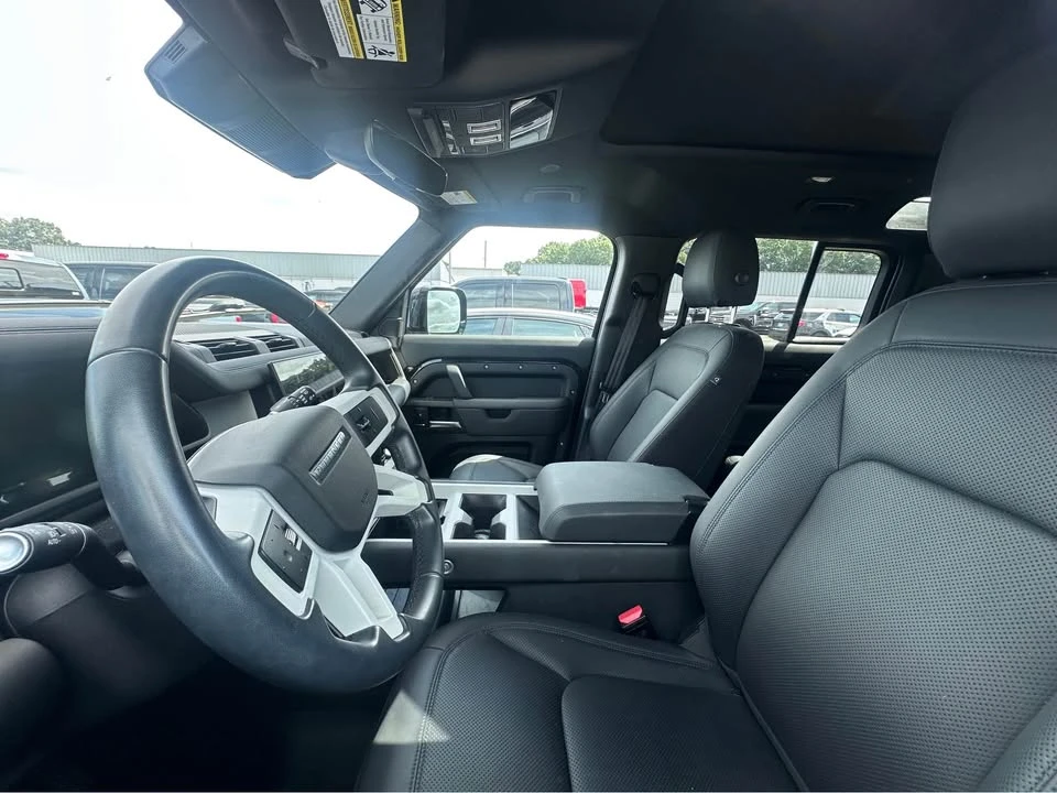 2024 Land Rover Defender L663 - Image 3 of 17