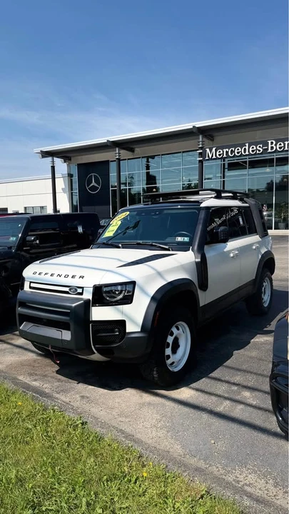 2024 Land Rover Defender L663 - Image 2 of 17