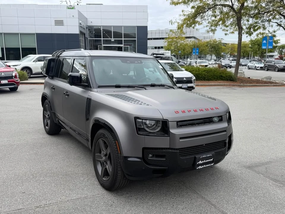 2024 Land Rover Defender L663 - Image 7 of 18