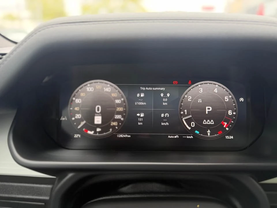2024 Land Rover Defender L663 - Image 17 of 18