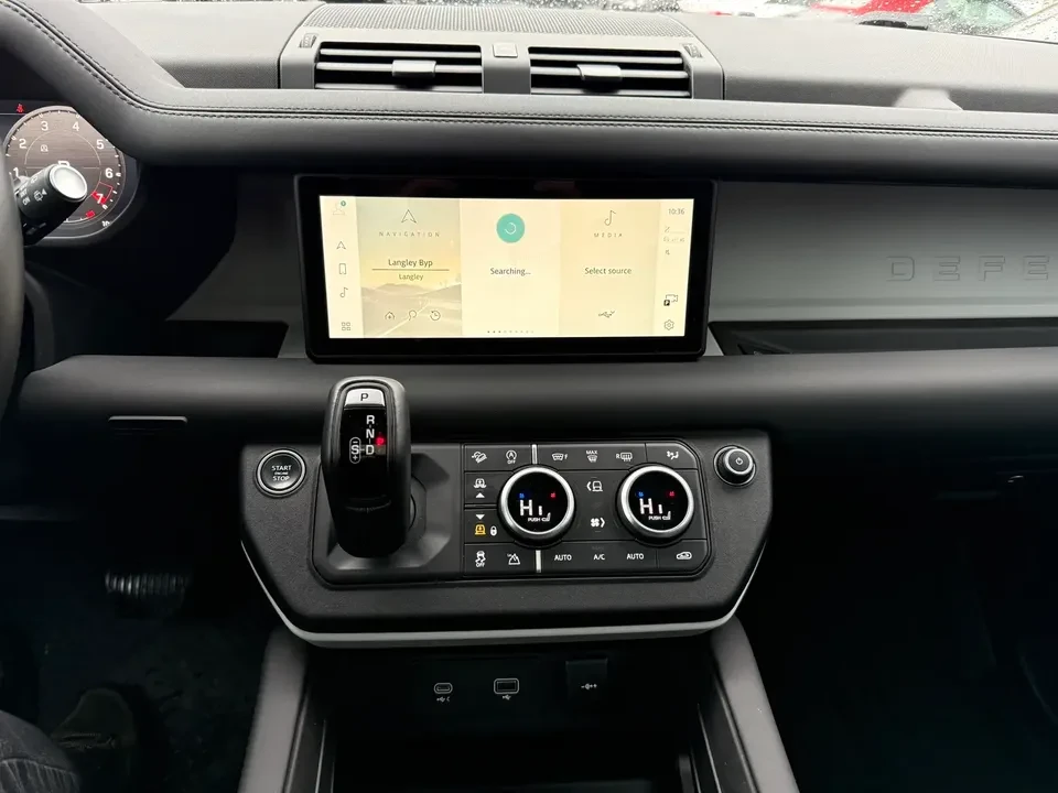 2024 Land Rover Defender L663 - Image 11 of 16