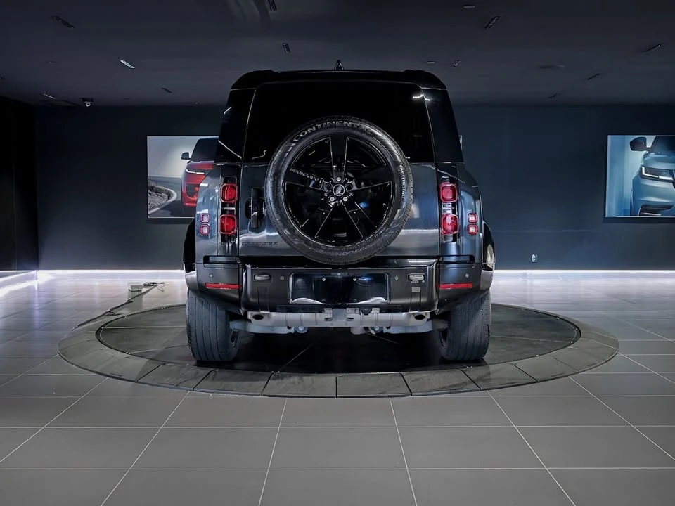 2024 Land Rover Defender L663 - Image 5 of 19