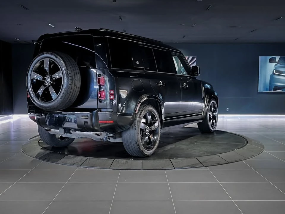 2024 Land Rover Defender L663 - Image 4 of 19