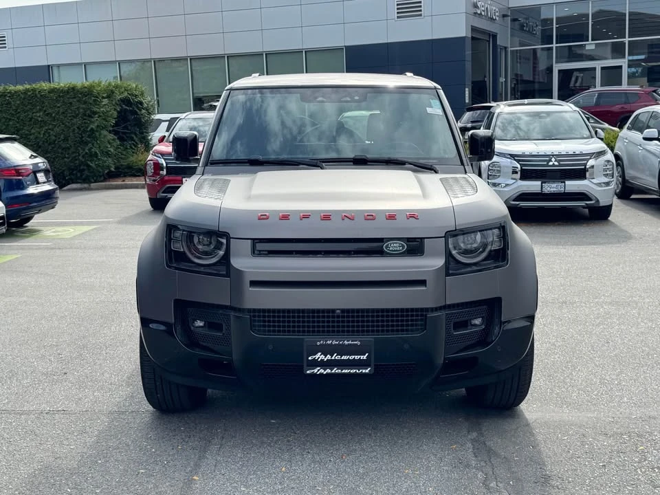 2024 Land Rover Defender L663 - Image 8 of 19