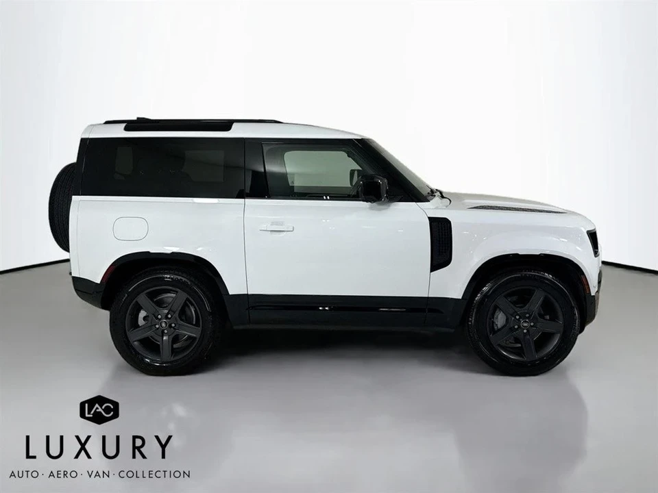 2024 Land Rover Defender L663 - Image 3 of 12