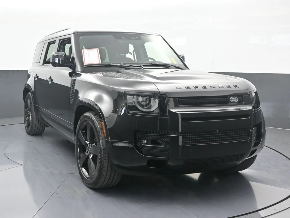 2024 Land Rover Defender L663 - Image 9 of 12
