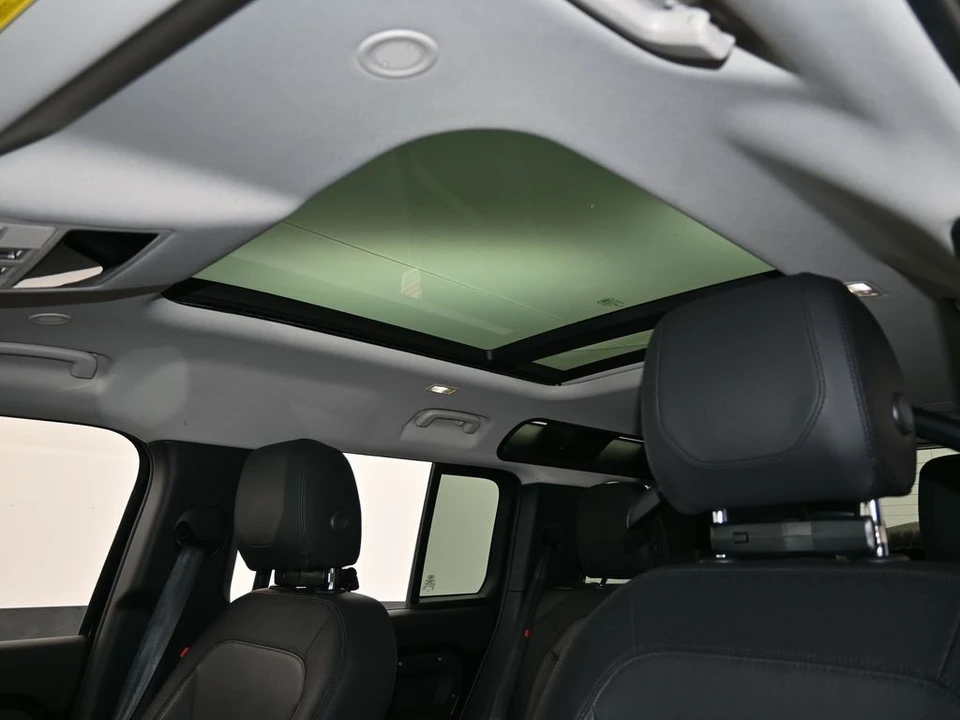 2024 Land Rover Defender L663 - Image 11 of 12
