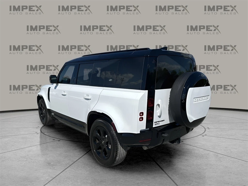 2024 Land Rover Defender L663 - Image 3 of 12