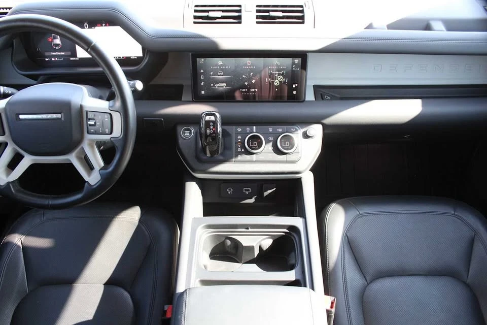2024 Land Rover Defender L663 - Image 18 of 20