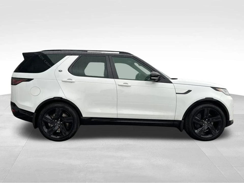 2024 Land Rover Discovery 5th Gen - Image 6 of 12