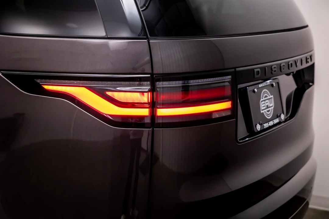 2024 Land Rover Discovery 5th Gen - Image 13 of 21