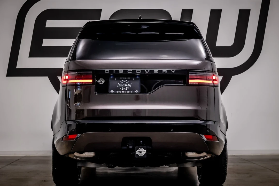 2024 Land Rover Discovery 5th Gen - Image 11 of 12