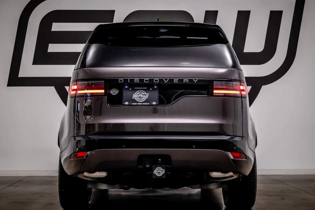 2024 Land Rover Discovery 5th Gen - Image 11 of 12