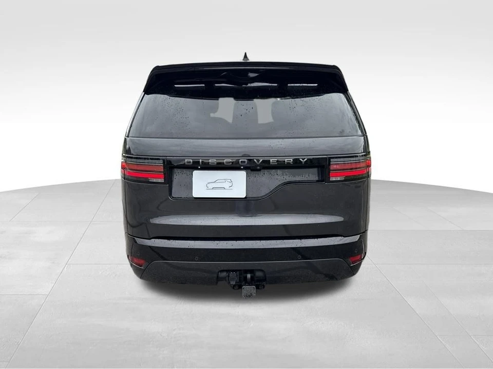 2024 Land Rover Discovery 5th Gen - Image 11 of 12