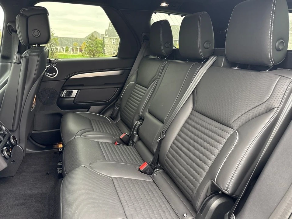 2024 Land Rover Discovery 5th Gen - Image 10 of 12
