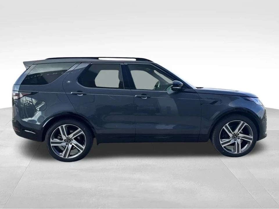 2024 Land Rover Discovery 5th Gen - Image 10 of 12