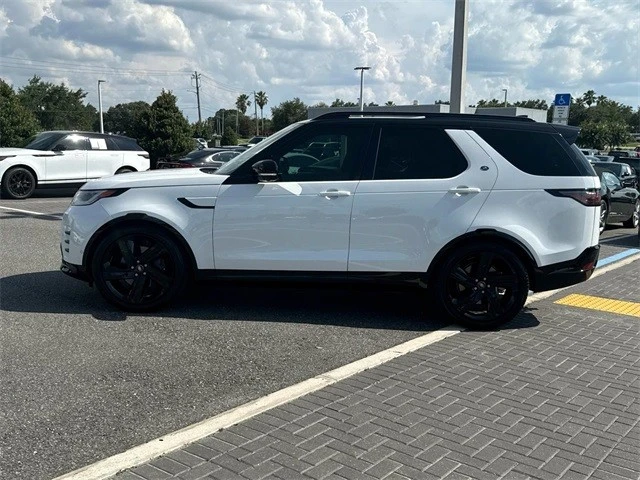 2024 Land Rover Discovery 5th Gen - Image 2 of 21